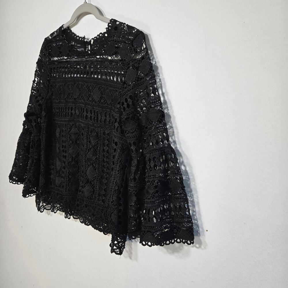 Ellison Crochet Overlay Black Blouse With Bell Sleeves. Size Medium - Picture 3 of 9